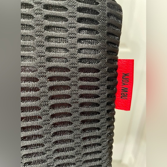 Alan Stuart Nebraska Cornhuskers Black and Red Mesh Tote - Picture 6 of 12